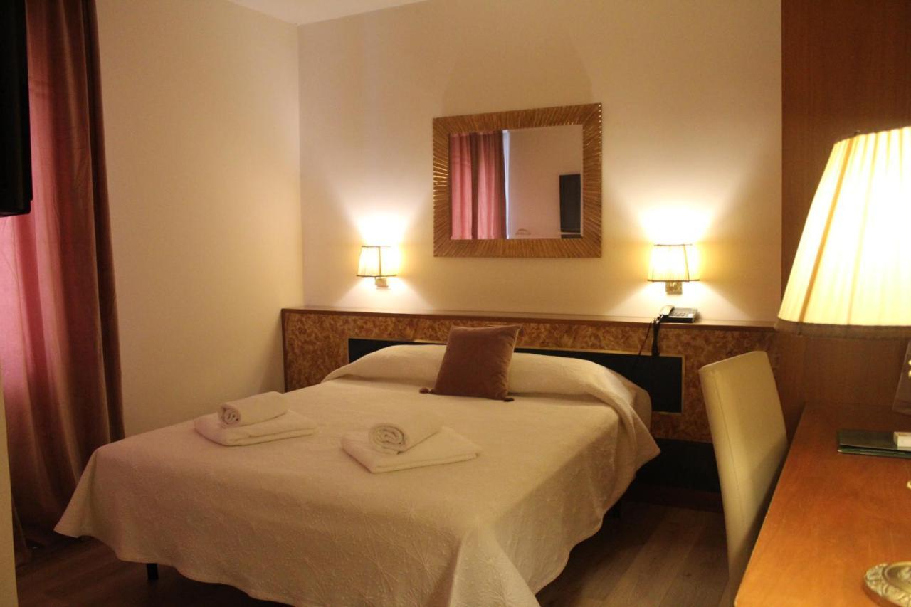 Hotel Villa Pigalle Tezze sul Brenta Extérieur photo