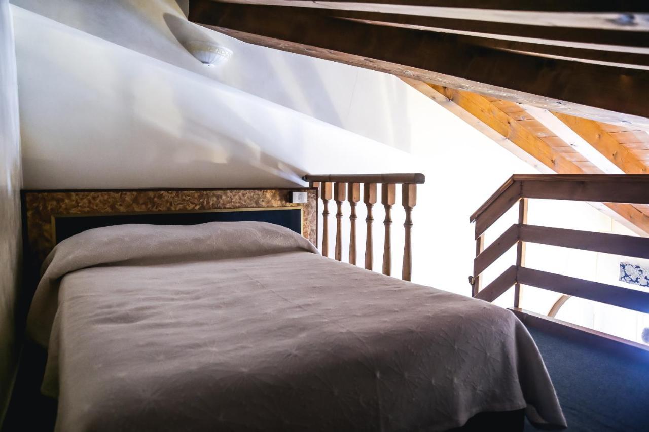 Hotel Villa Pigalle Tezze sul Brenta Extérieur photo