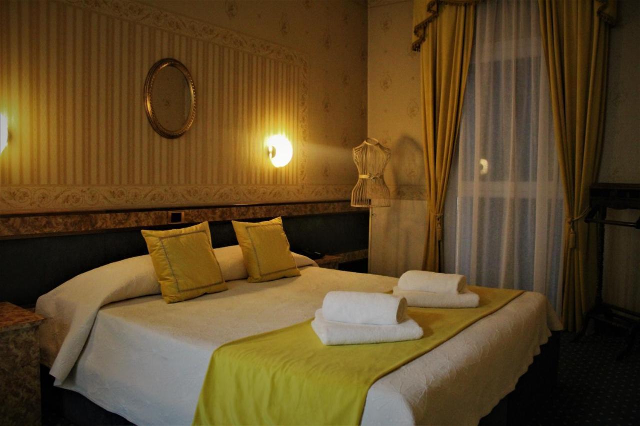 Hotel Villa Pigalle Tezze sul Brenta Extérieur photo