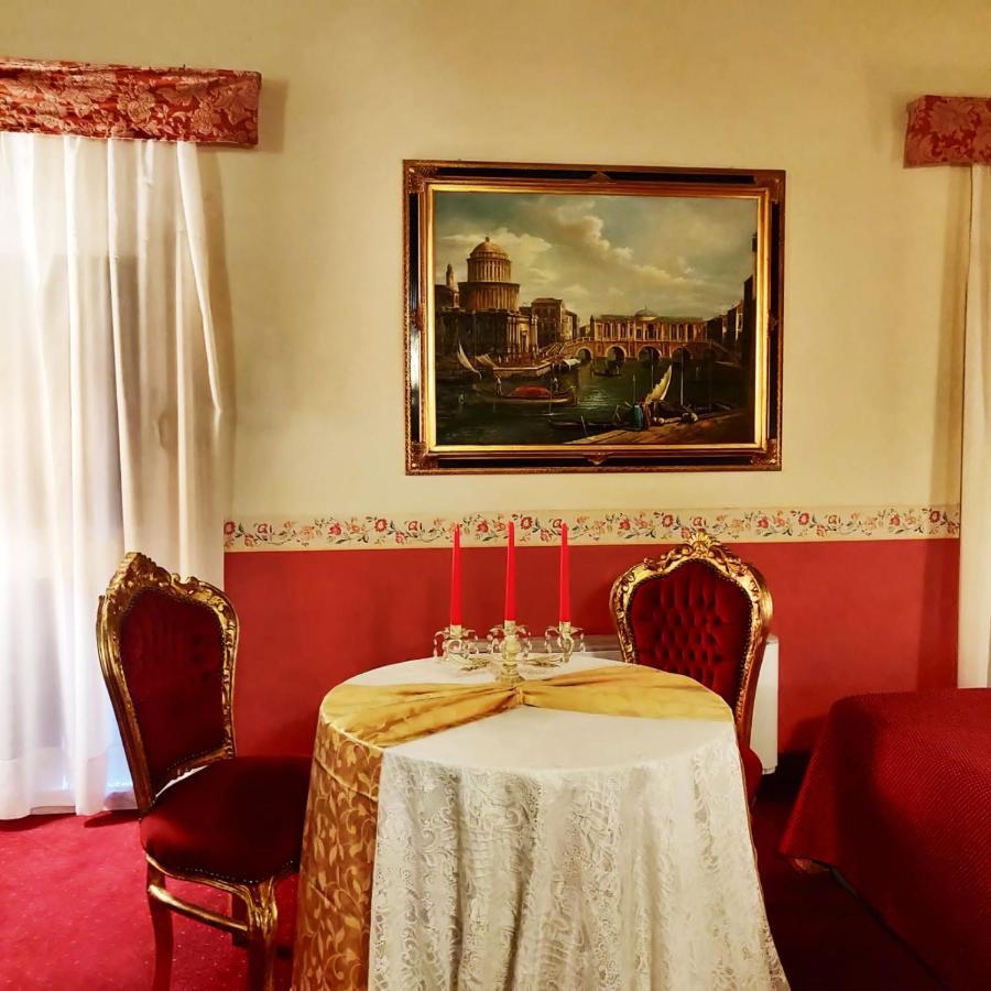 Hotel Villa Pigalle Tezze sul Brenta Extérieur photo