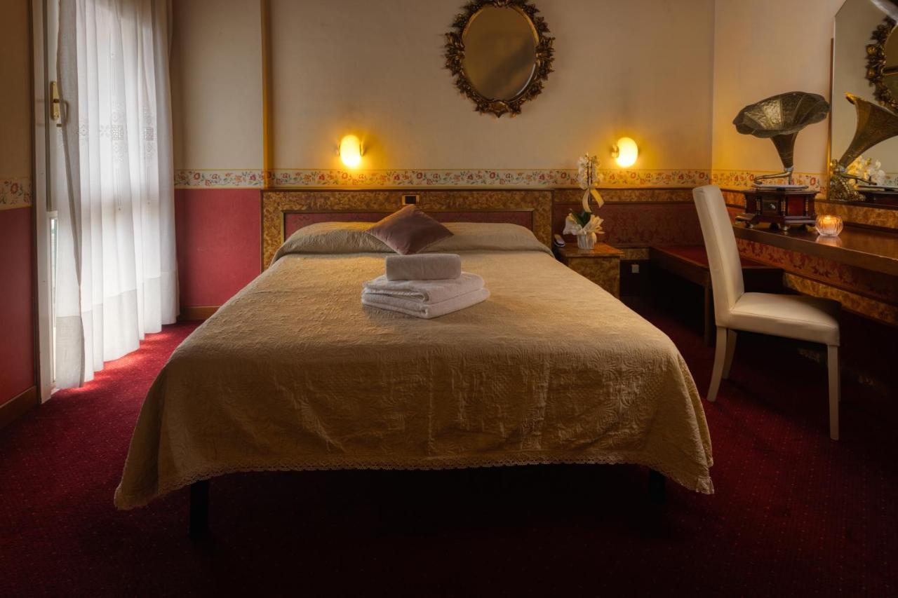 Hotel Villa Pigalle Tezze sul Brenta Extérieur photo